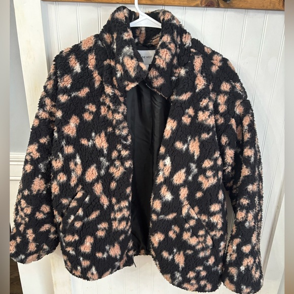 Nine West Jackets & Blazers - Nine West Women's Black and Cream Teddy Jacket